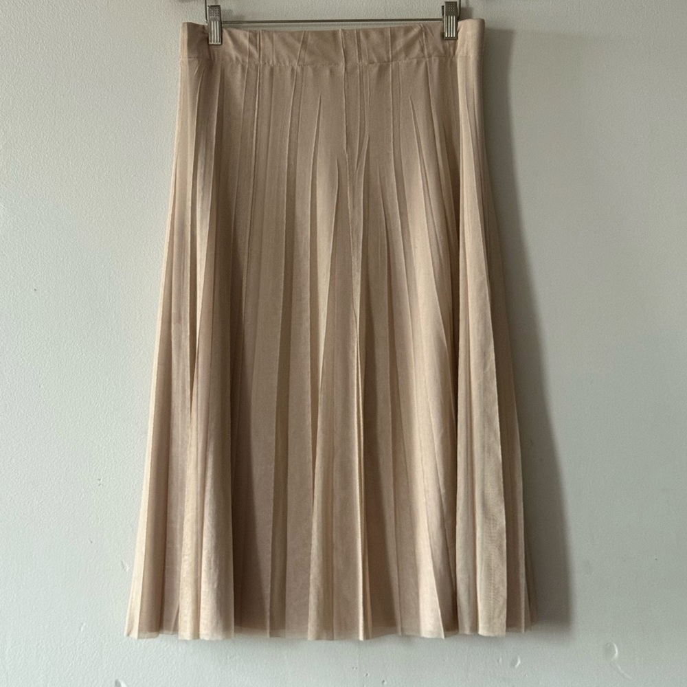Orly Paris Beige A-Line Pleated Skirt